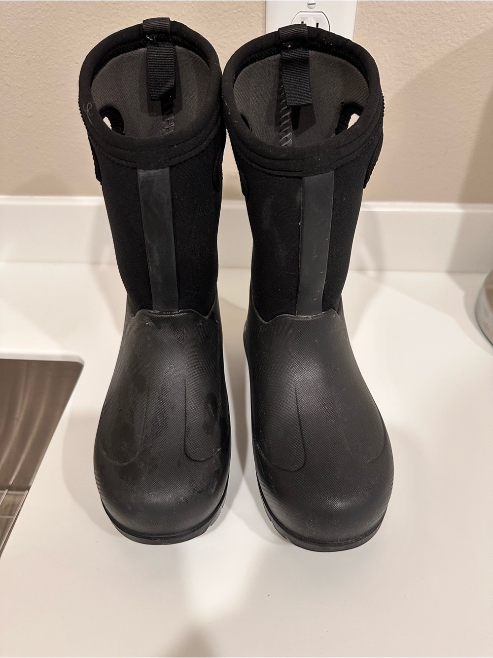 Kids Black BOGS Waterproof Rain Boots Size Youth 1 Euro 31
